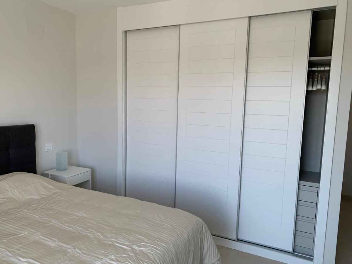 Penthouse With Wide Terrace Next To The Ocean Huelva