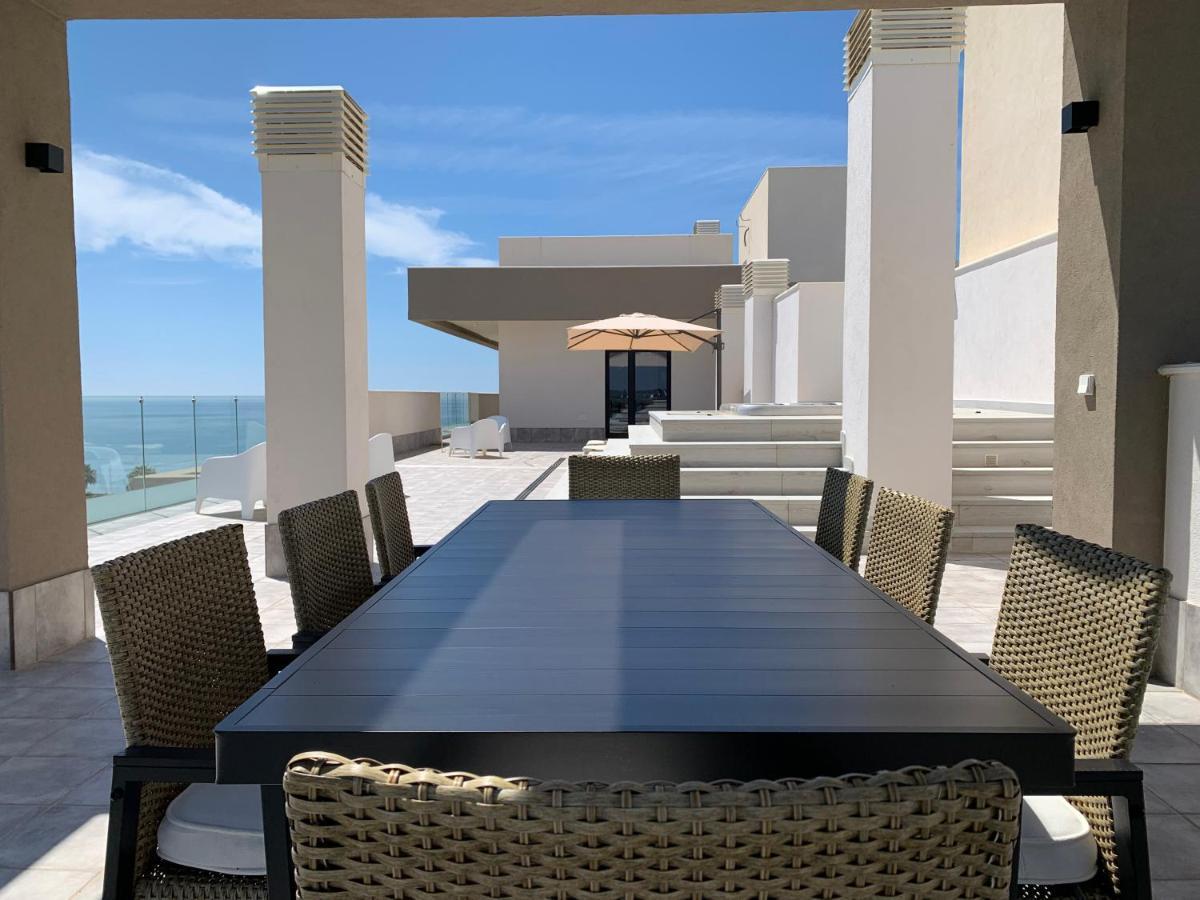 Apartment Penthouse With Wide Terrace Next To The Ocean Huelva